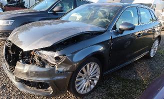 Damaged car Audi A3 Sportback 1.4 e-tron Phev Ambition pro line 2015/12