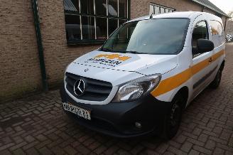 damaged commercial vehicles Mercedes Citan 108 CDi BlueEfficiency 2018/1
