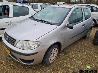 Coche accidentado Fiat Punto Punto II (188), Hatchback, 1999 / 2012 1.2 60 S 2006/3