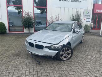 rozbiórka samochody osobowe BMW 3-serie  2015/2