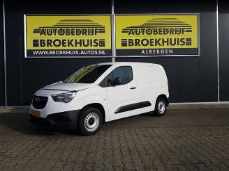 Salvage car Opel Combo 1.6D L1H1 Selection 2019/1