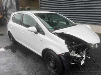 uszkodzony samochody osobowe Opel Corsa Corsa D, Hatchback, 2006 / 2014 1.3 CDTi 16V ecoFLEX 2012/1