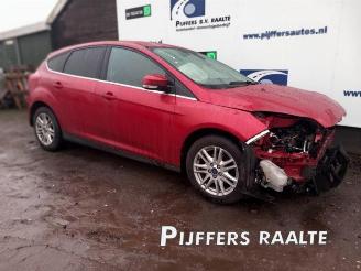 damaged motor cycles Ford Focus Focus 3, Hatchback, 2010 / 2020 1.6 TDCi ECOnetic 2013/6