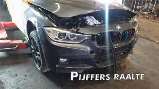Voiture accidenté BMW 3-serie 3 serie (F30), Sedan, 2011 / 2018 Active Hybrid 3 3.0 24V 2013/2