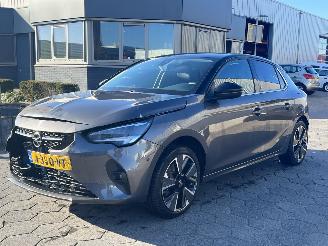 Vaurioauto  passenger cars Opel Corsa-E Elegance 2020/10