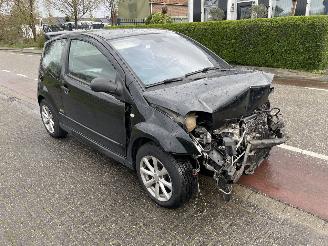Voiture accidenté Citroën C2 1.4 2005/7