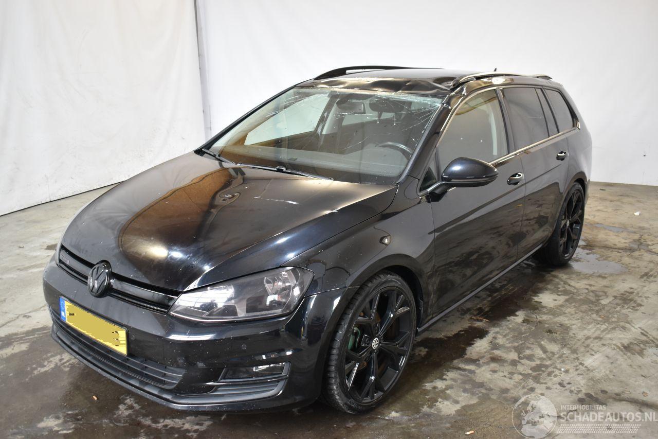 Volkswagen Golf 1.0 TSI Business Edition Connected