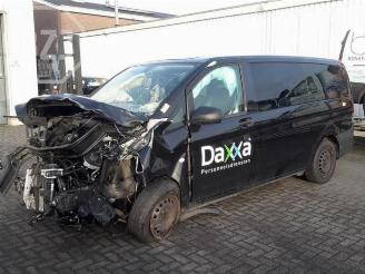 uszkodzony samochody osobowe Mercedes Vito Vito Tourer (447.7), Bus, 2014 2.2 114 CDI 16V 2018/5
