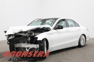 Voiture accidenté Mercedes C-klasse C (W205), Sedan, 2013 C-350 e 2.0 16V 2015/10