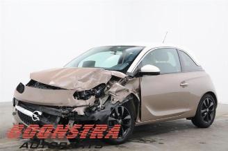 Coche siniestrado Opel Adam Adam, Hatchback 3-drs, 2012 / 2019 1.2 16V 2017/3