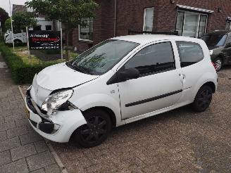 Voiture accidenté Renault Twingo 1.2 Acces 2010/3