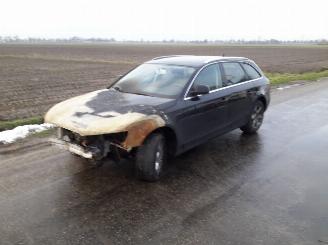 uszkodzony samochody osobowe Audi A4 2.0 tdi 2010/2