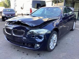 Vaurioauto  passenger cars BMW 5-serie  2012/6