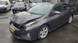 Voiture accidenté Toyota Prius 1.8 Executive 2019/2