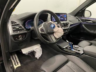 BMW iX3 Executive 80 kWh Panoramadak Navi Clima picture 8