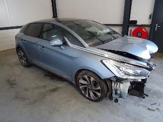 Schade scooter Citroën DS5 2.0 HDI AUTOMAAT 2012/1