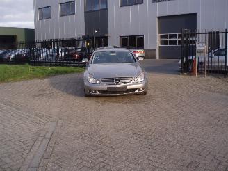 uszkodzony samochody osobowe Mercedes CLS CLS 320 CDI 2008/1