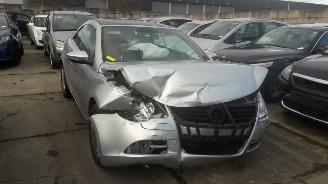 uszkodzony samochody osobowe Volkswagen Eos  2010/1
