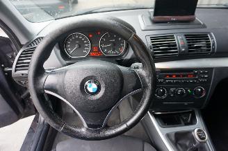 BMW 1-serie 116i 1.6 90kW Airco Business Line picture 14