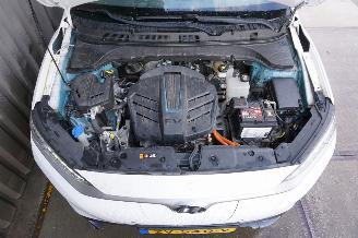 Hyundai Kona EV 64kWh 150kW Navigatie Premium picture 15