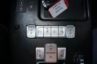 Hyundai Kona EV 64kWh 150kW Navigatie Premium picture 28