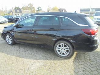 Salvage car Opel Astra Astra Sports Tourer 1.0 Business+ 2018/1