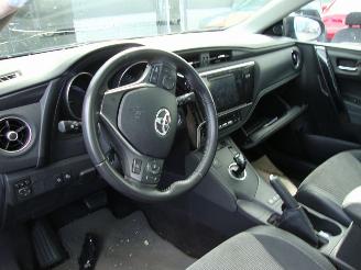 Toyota Auris  picture 10