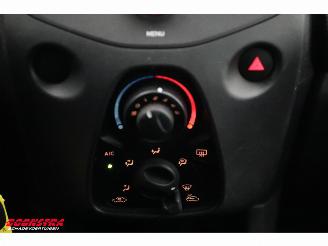 Toyota Aygo 1.0 VVT-i x-fun Airco Cruise picture 15