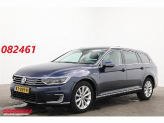Salvage car Volkswagen Passat Variant 1.4 TSI GTE Connected+ Panorama ACC PDC AHK 2016/12