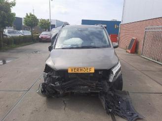 uszkodzony samochody osobowe Mercedes Vito Vito (447.6), Van, 2014 2.2 119 CDI 16V BlueTEC 2016/12