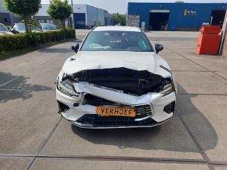 Coche accidentado Volvo V-60 V60 II (ZW), Combi, 2018 2.0 T4 16V 2020/1