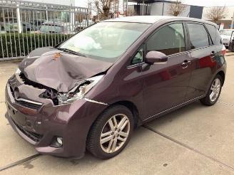 Damaged car Toyota Verso S Verso S, MPV, 2010 / 2016 1.33 16V Dual VVT-I 2012/7