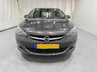 Opel Astra SPORTS TOURER 1.4 Edition picture 2
