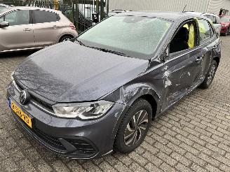 skadebil auto Volkswagen Polo 1.0 TSI  DSG  Automaat  5 Drs   ( 2360 KM ) 2022/11