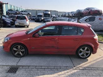 Voiture accidenté Opel Astra 2.0 turbo 125kW 2006/6