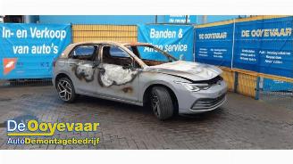 damaged machines Volkswagen Golf Golf VIII (CD1), Hatchback, 2019 1.5 eTSI 16V 2020/9
