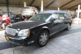rozbiórka samochody osobowe Cadillac De Ville BEGRAFENISAUTO / LIJKWAGEN V8 BENZINE 2000/10