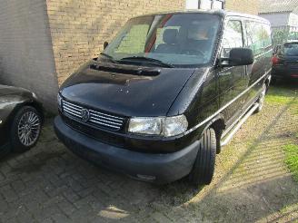 disassembly commercial vehicles Volkswagen Transporter T4 2.5 TDi 2001/8