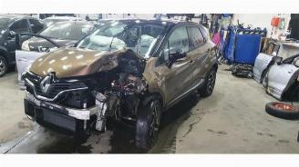 Voiture accidenté Renault Captur Captur (2R), SUV, 2013 1.2 TCE 16V EDC 2016/12
