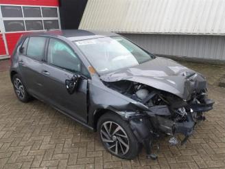 skadebil auto Volkswagen Golf Golf VII (AUA), Hatchback, 2012 / 2021 1.0 TSI 12V BlueMotion 2019/12