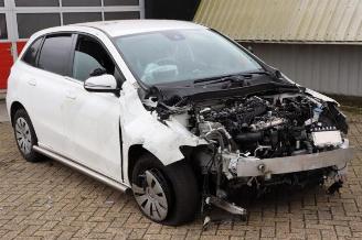 uszkodzony samochody osobowe Mercedes B-klasse B (W247), Hatchback, 2018 / 2025 2.0 B-200d 2021/10