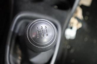 Peugeot 108 108, Hatchback, 2014 1.0 12V VVT-i picture 18