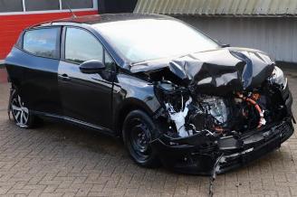 Voiture accidenté Renault Clio Clio V (RJAB), Hatchback 5-drs, 2019 1.6 E-Tech 145 16V 2023/9