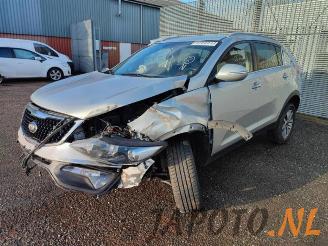 uszkodzony samochody osobowe Kia Sportage Sportage (SL), Terreinwagen, 2010 / 2016 2.0 CRDi 16V VGT 4x4 2014/10