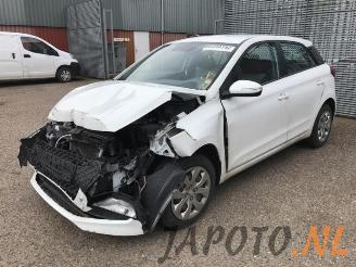 Coche accidentado Hyundai I-20 i20 (GBB), Hatchback, 2014 1.2i 16V 2016/10
