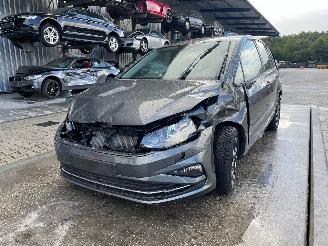 škoda motocykly Volkswagen Golf Sportsvan 1.0 TSI 2019/2