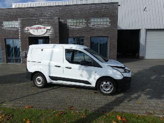 Autoverwertung Ford Transit Connect 1.5 ECOBL. L1 AMB. 2019/8