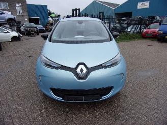 rozbiórka samochody osobowe Renault Zoé 60kW (5AM B4) [65kW] 2013/1