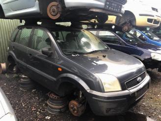 Salvage car Ford Fusion  2003/3