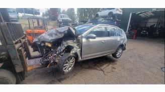 Damaged car Skoda Octavia Octavia Combi (5EAC), Combi 5-drs, 2012 / 2020 1.6 TDI GreenTec 16V 2014/2